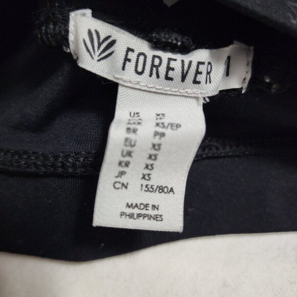 Forever 21 Womens Black with Mesh Detail Lined Sports Bra Active Wear Size XS - Picture 4 of 8